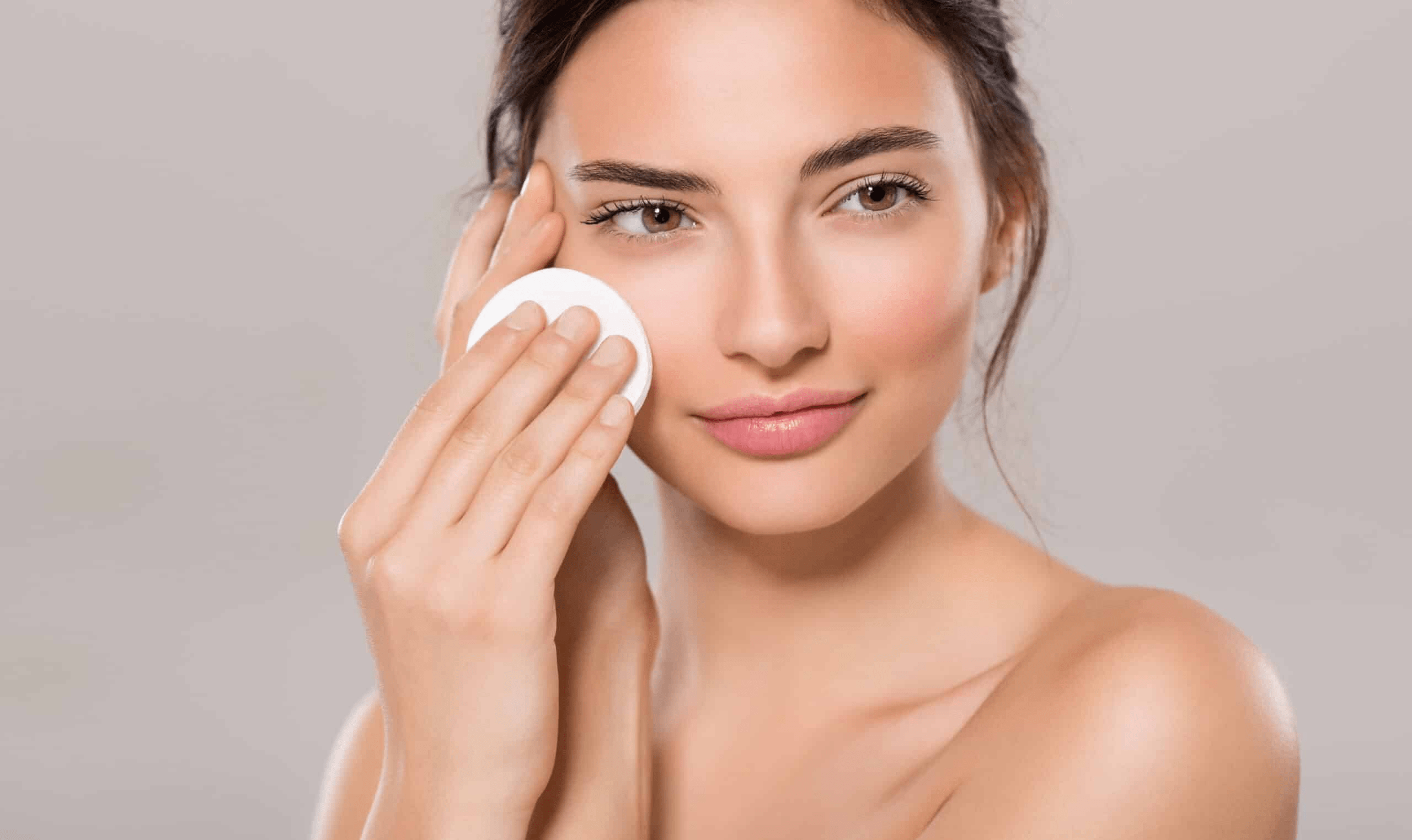 Sivilcesiz ve Pürüzsüz Bir Cilt İçin Regnee Anti Blemish Yosun Peeling Setini Tercih Edin!