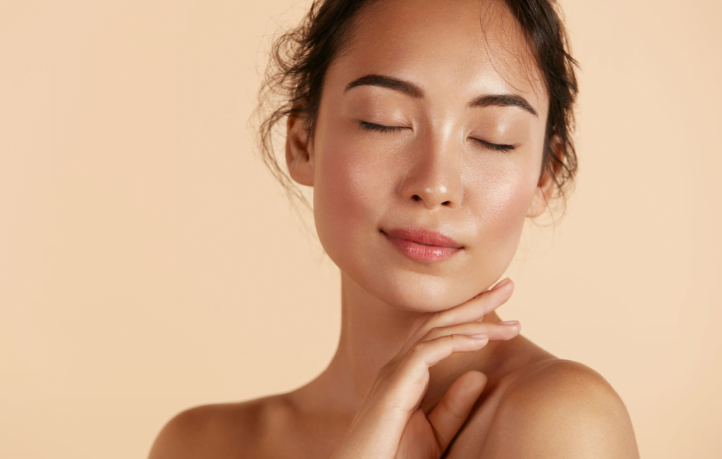 Yağlı Cilt Bakımı: Dengenin Anahtarı Regnee Anti Blemish Yosun Peeling Seti