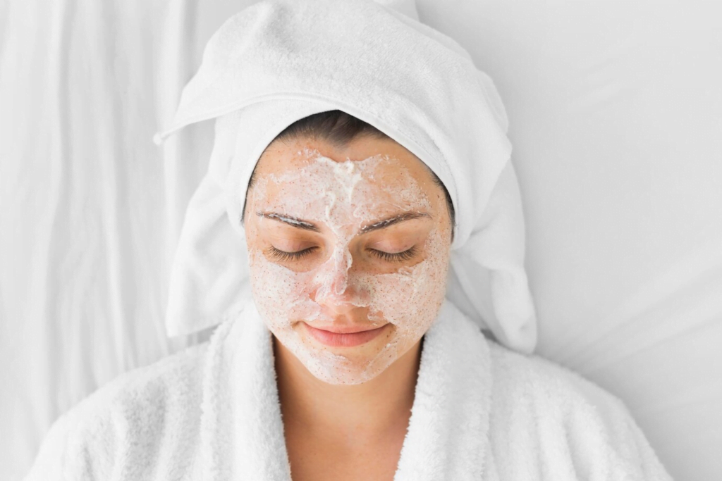 Yüz Peelingi: Doğru Yöntemler ve İpuçları 2
