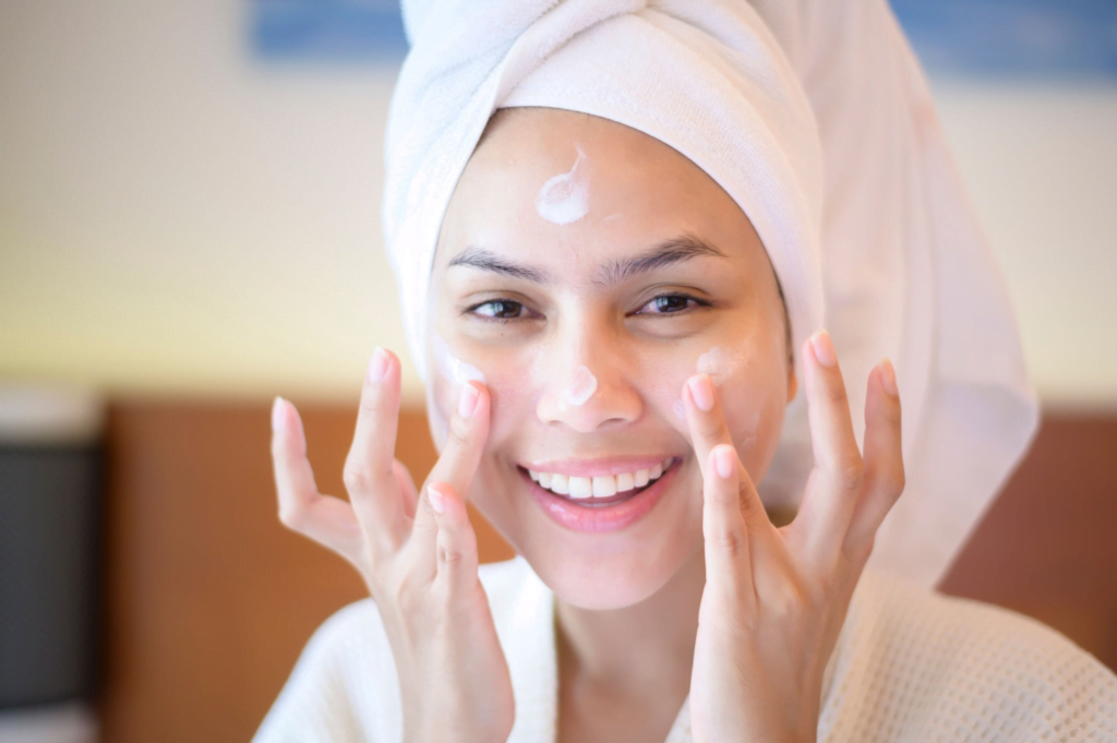 Siyah Nokta Bandı mı Yoksa Yosun Peeling mi? Cilt Bakımında Hangisi Daha Etkili? 2