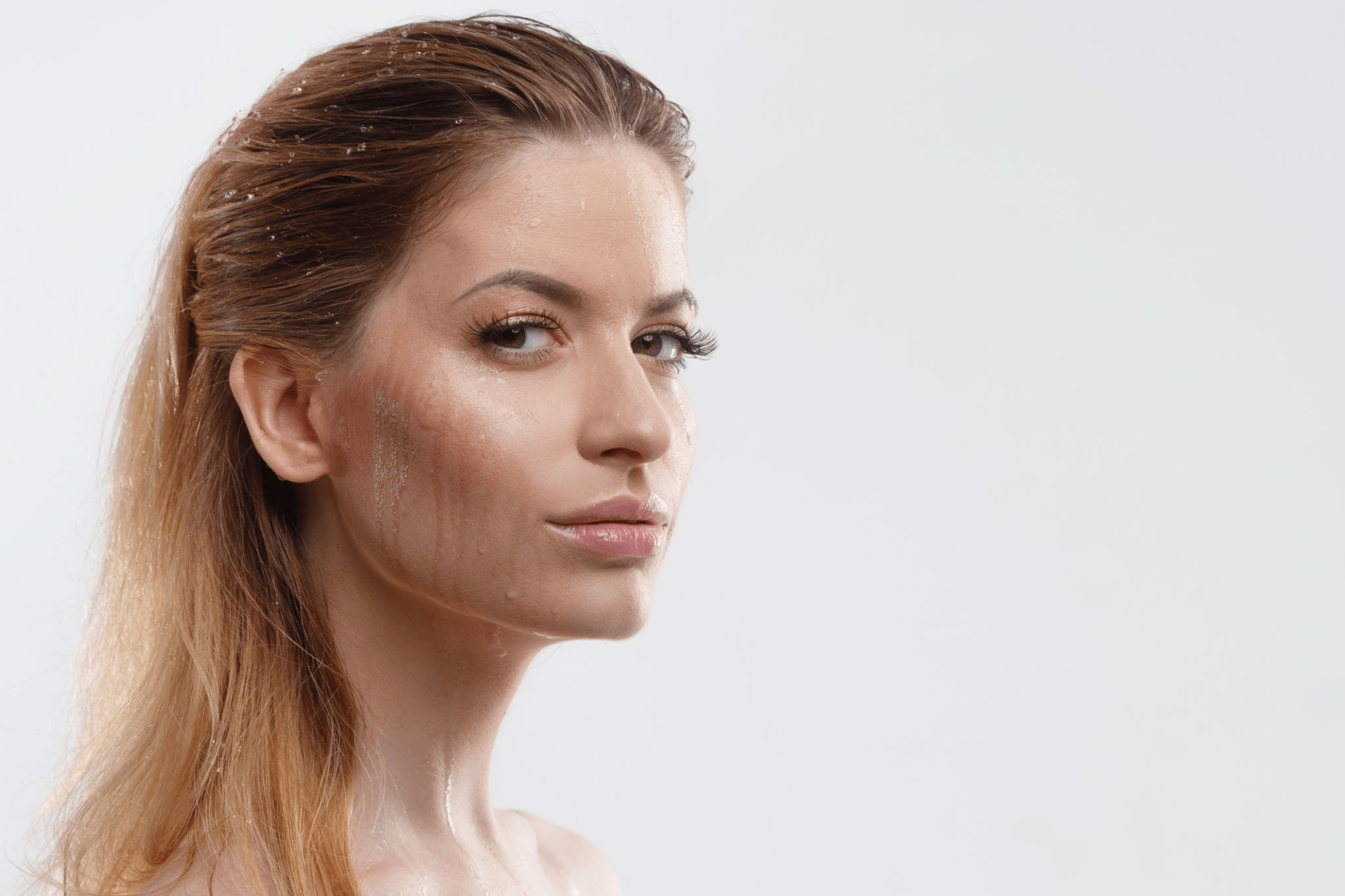Cilt Problemlerine Çözüm: Skin Streaming Cilt Bakımı Trendi ile Doğru Teşhis ve Tedavi