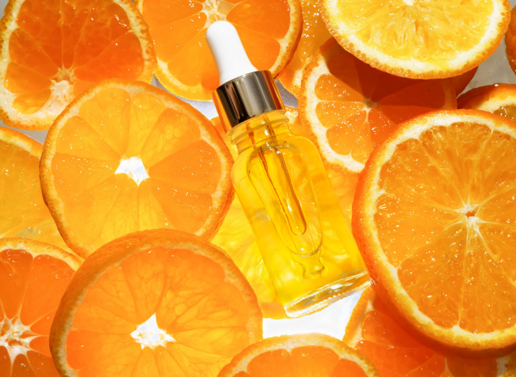 Cilt Bakım Rutininize C Vitamini Serumu Eklemeden Önce Bilmeniz Gereken Her Şey