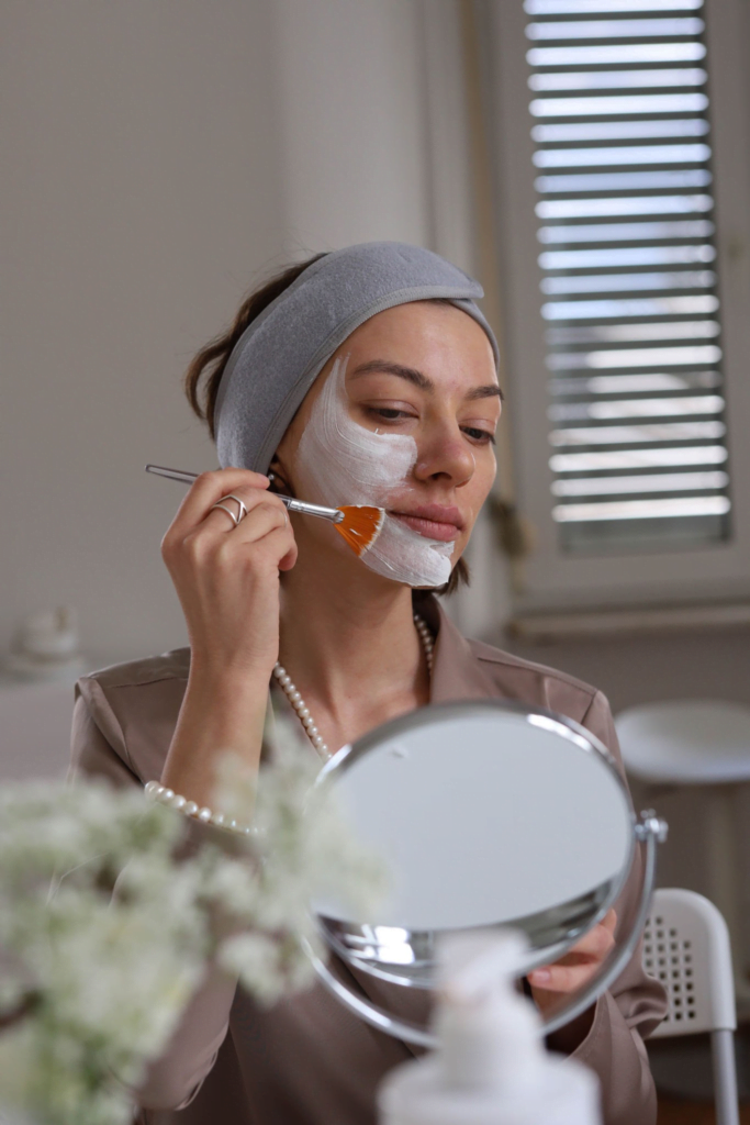 30'lu Yaşlarda Yosun Peeling Yaptırmak: Cildinizi Yeniden Keşfetmenin Tam Zamanı! 2