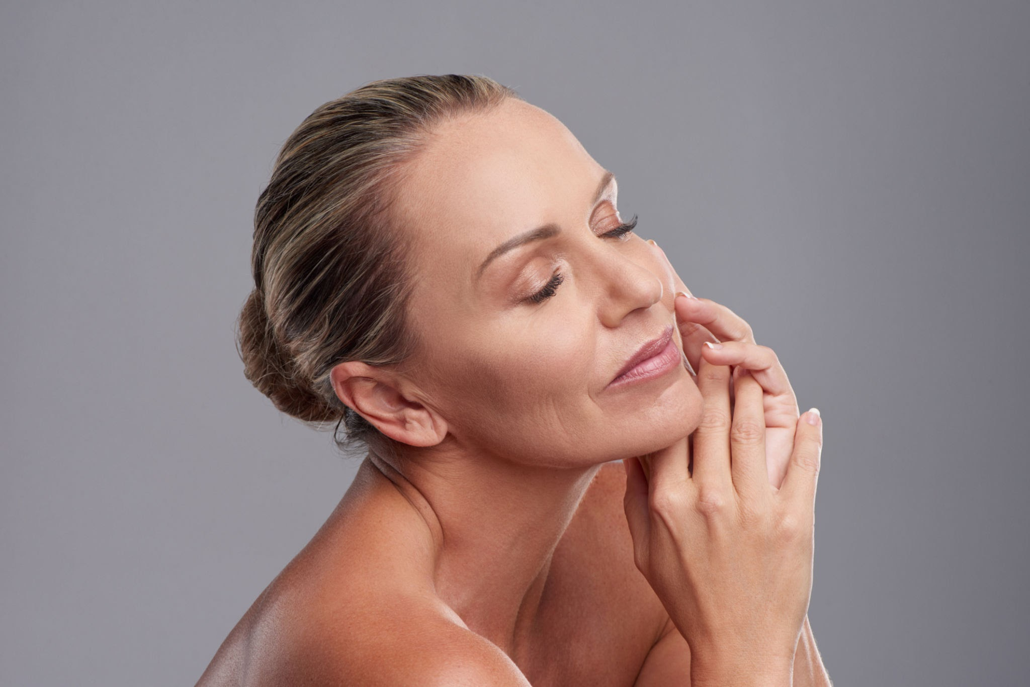 Sivilcesiz ve Pürüzsüz Bir Cilt İçin Neden Peeling Yapmalısınız? 1