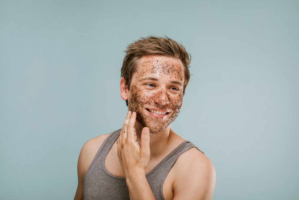 Erkekler İçin Body Scrub: Cildinizi Yenileyin, Kendinizi Keşfedin 2